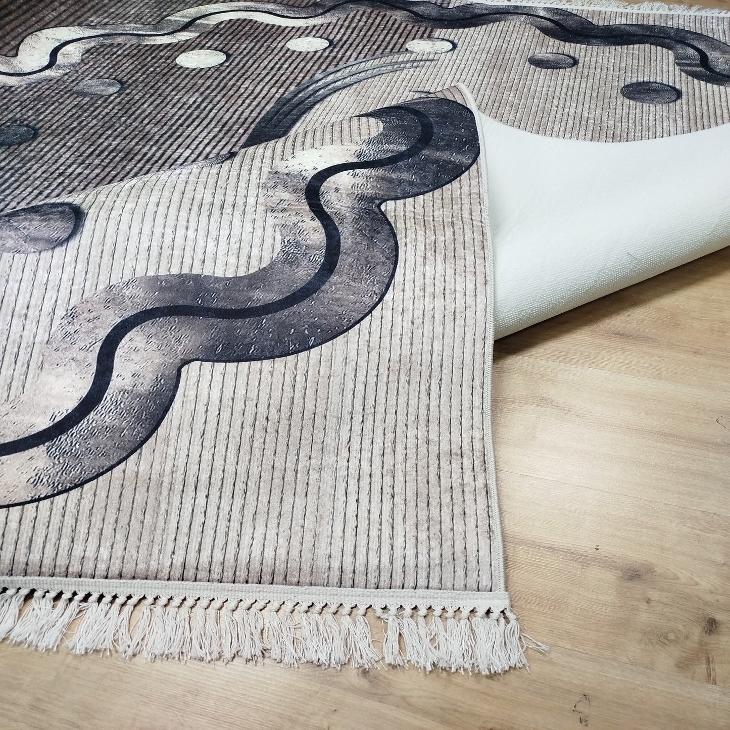 Dywan 180×250 cm – Antypoślizgowy, podstawa z gąbki 3,5 mm