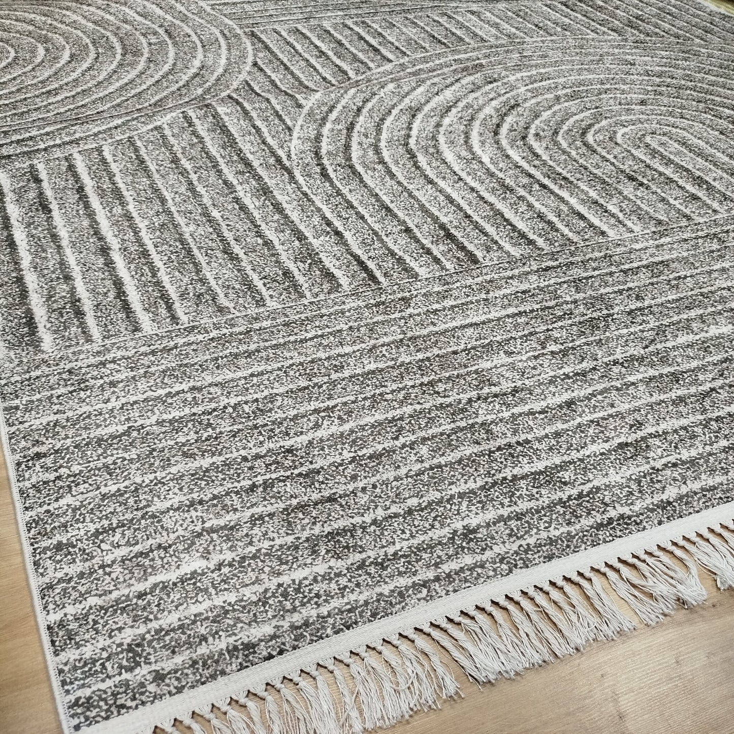 Brązowy dywan 160×200 cm – Antypoślizgowy, spód gąbkowy 3,5 mm