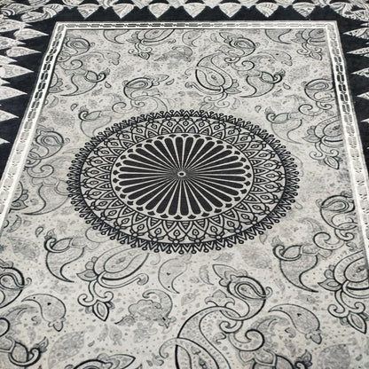 Dywan 160×200 cm – Antypoślizgowy, podstawa z gąbki 3,5 mm
