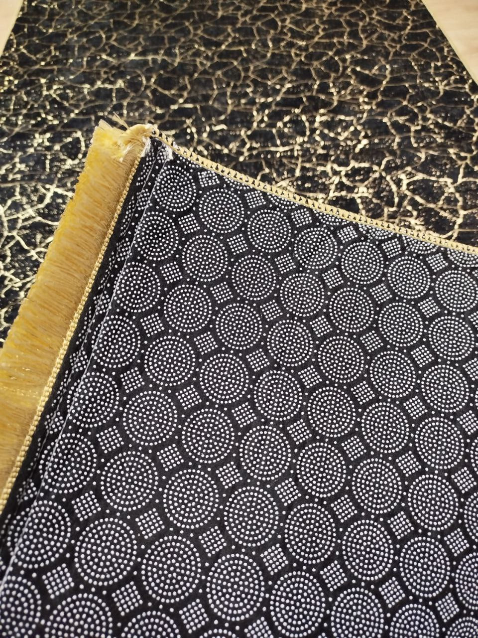 80x150 cm Gold And Black Marble Pattern Rug, Non Slip,Washable,Soft Quality