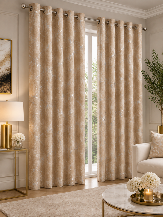 Zasłony 150 × 250 cm – 2 sztuki, Cappuccino ze srebrnym wzorem
