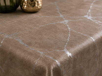 Obrus 150 × 260 cm, Cappuccino ze srebrnym marmurem