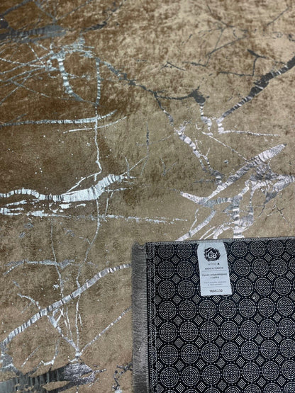 Dywan 160×230 cm – Antypoślizgowy, podstawa z gąbki 4 mm – Cappucino & Srebrne