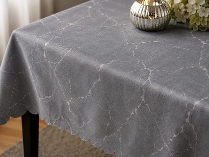 Obrus 150 × 260 cm, Szary ze srebrnym marmurem